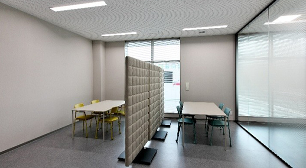 オープンミーティングスペース